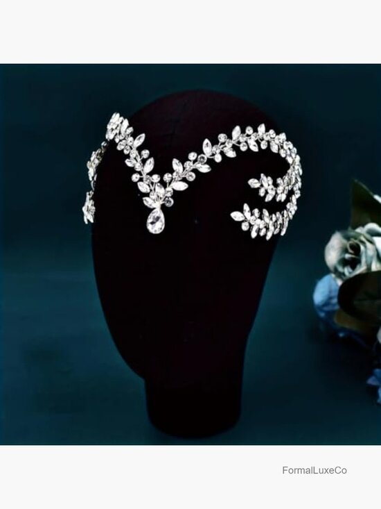 Elegant Rhinestone Headband with Pearl Accents, Wrap Style with Clips main image 4